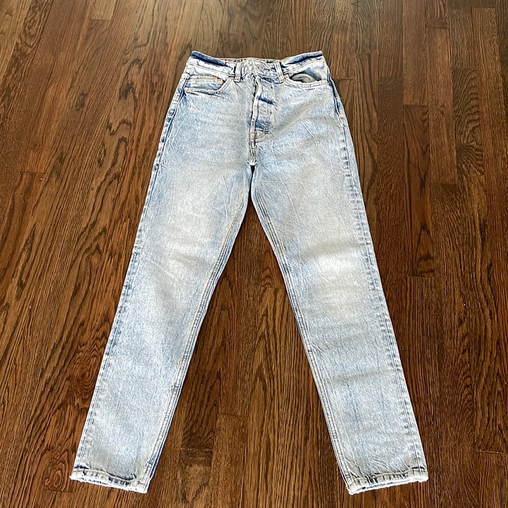 Free People Size 27 We The Free Acid Wash High Rise Denim Zuri Mom Jean